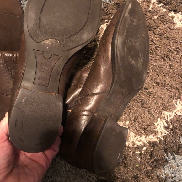 Women’s Brown Ariat Boots 9.5 - Picture 4 of 6